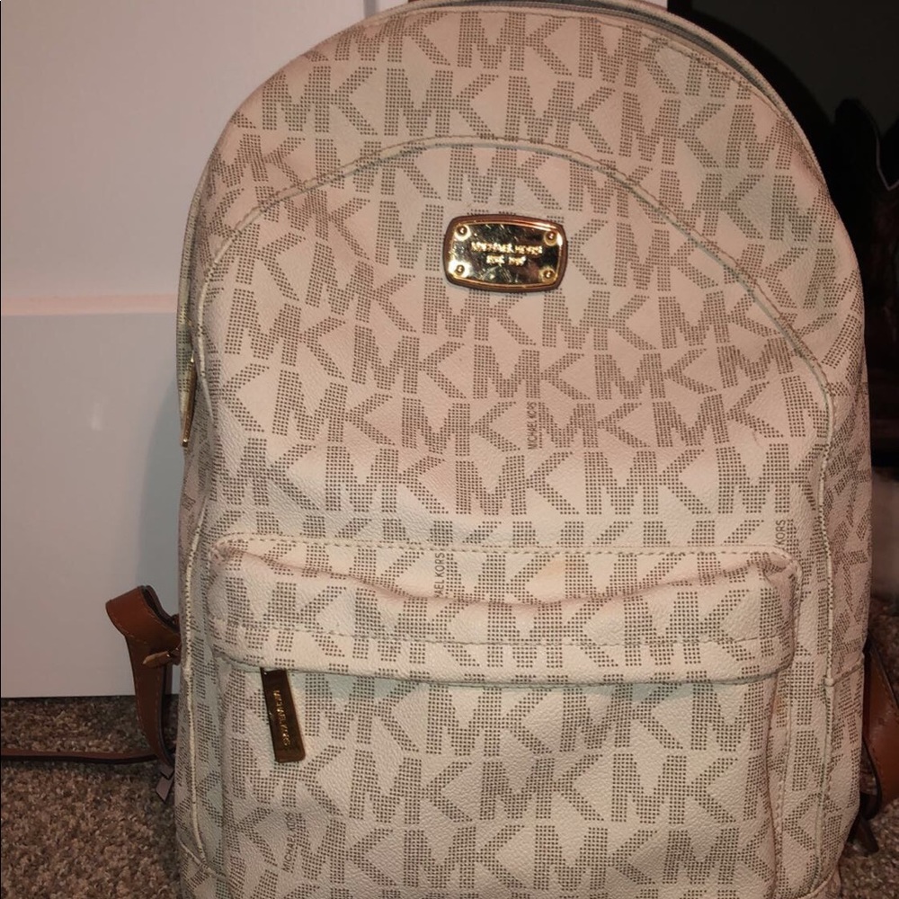 Medium sized mk backpack